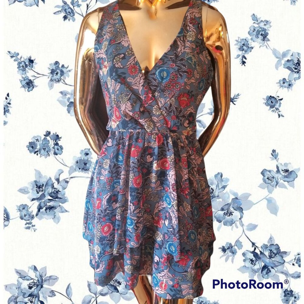 Adelyn Rae Blue Floral Sleeveless Mini Dress + S